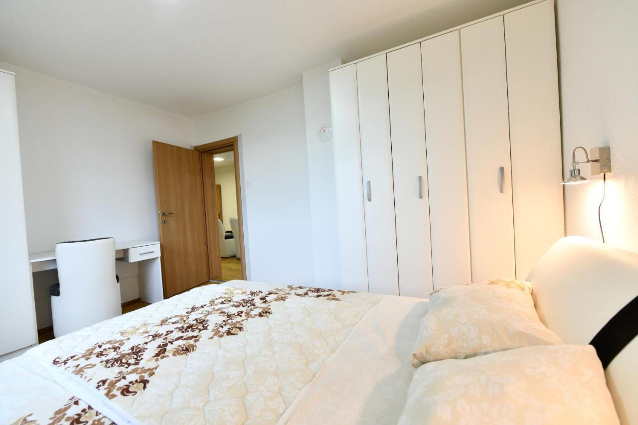 Lora Apartment Rakovica Exterior photo